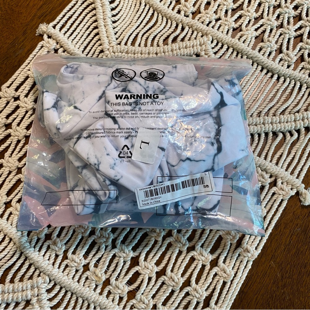 SHEIN Marble Bikini Swimsuit - Picture 6 of 6